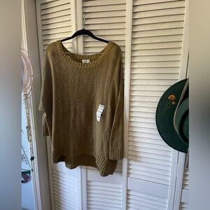 Old Navy Sweater